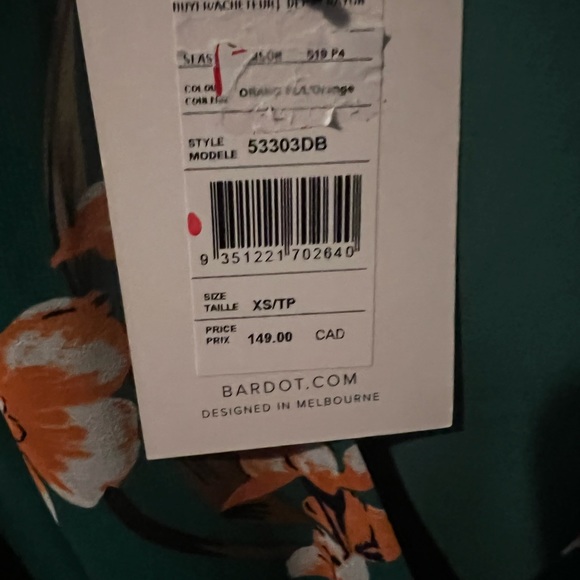 Bardot Green Floral Dress - Picture 8 of 8